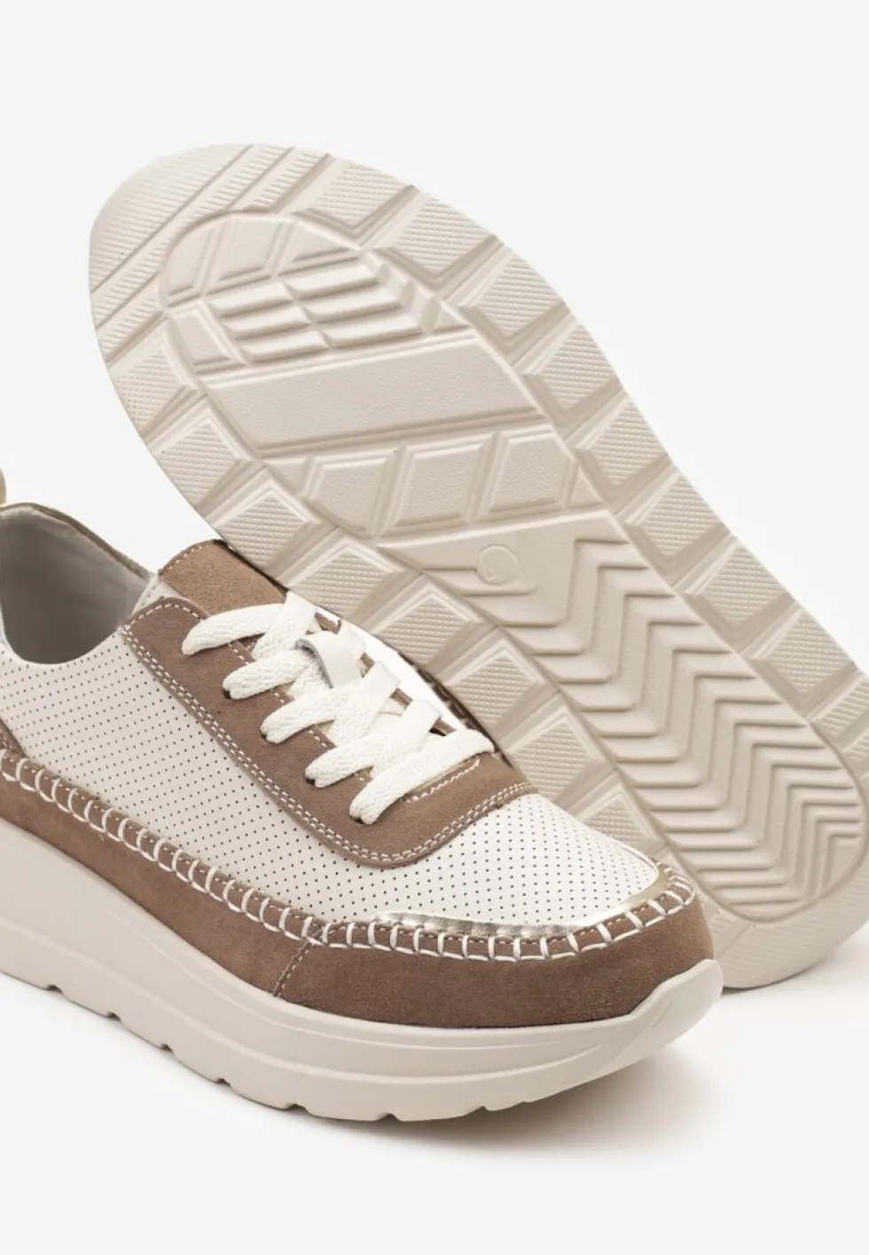 Beżowo-Brązowe Sneakersy Skórzane Ozdobione Metalicznymi Wstawkami i Przeszyciami Renosa