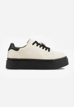 Beżowo-Czarne Minimalistyczne Sneakersy Skórzane na Platformie z Aplikacją z Cyrkoniami Gorisa