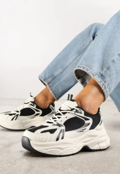 Beżowo-Czarne Sneakersy Vices na Platformie Ozdobione Tłoczeniem Natiselle