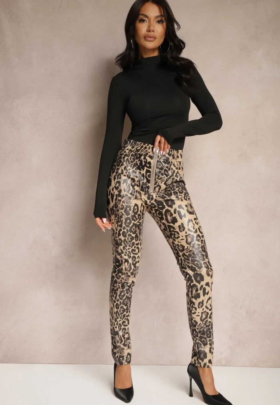 Beżowo-Czarne Spodnie w Panterkę High Waist z Imitacji Skóry z Ozdobnym Suwakiem i Ociepleniem Ilanilith