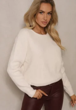 Beżowy Casualowy Sweter z Dodatkiem Kaszmiru Salielis