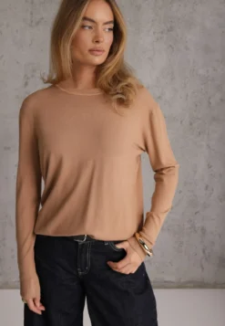 Beżowy Minimalistyczny Sweter z Bawełną Bellama