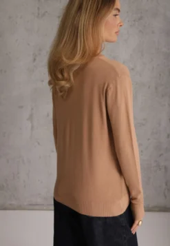 Beżowy Minimalistyczny Sweter z Bawełną Bellama