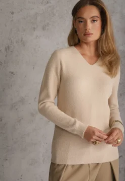Beżowy Sweter z Wełną w Minimalistycznym Stylu Joslina
