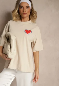 Beżowy T-shirt z Bawełny Ozdobiony Sercem Ranira