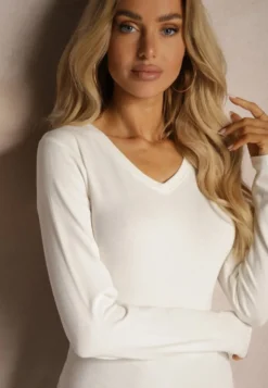 Biała Bawełniana Bluzka Longsleeve z Dekoltem w Kształcie Litery V Kairelle