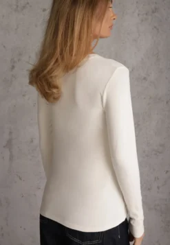 Biała Bluzka Basic o Fasonie Typu Longsleeve z Delikatnym Ociepleniem Kuarta