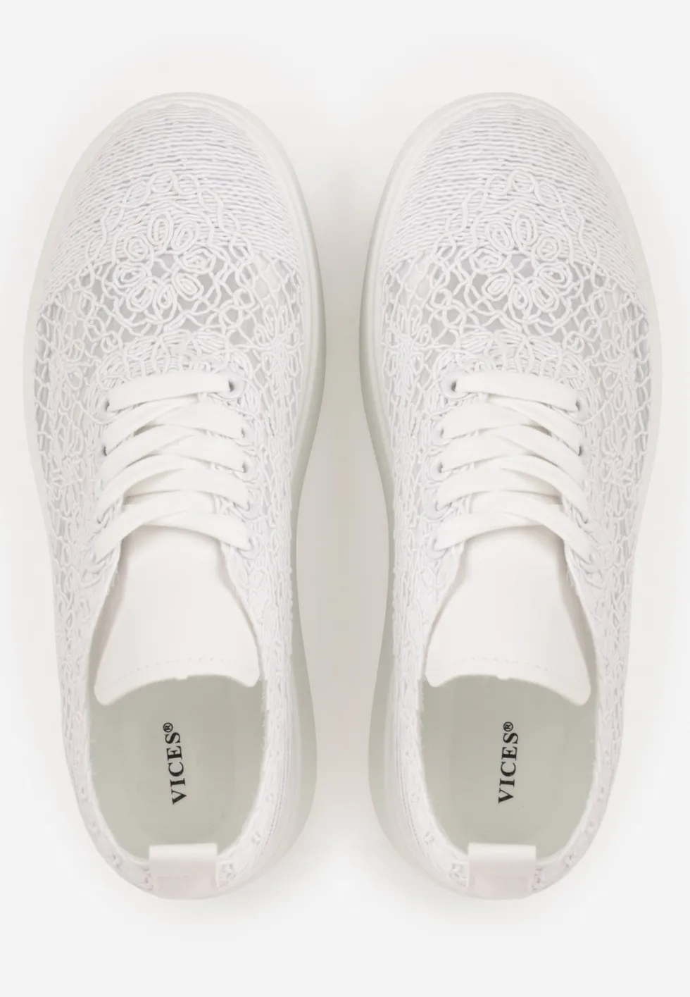 Białe Ażurowe Sneakersy Vices na Platformie Halvisa