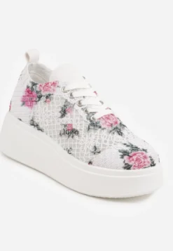 Białe Ażurowe Sneakersy Vices na Platformie w Kwiaty Halvisa