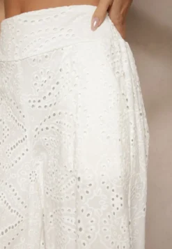 Białe Ażurowe Spodnie z Bawełny High Waist o Szerokim Kroju Evinassa
