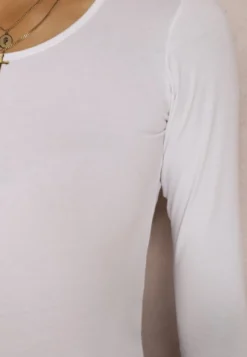 Białe Body Kephanthe
