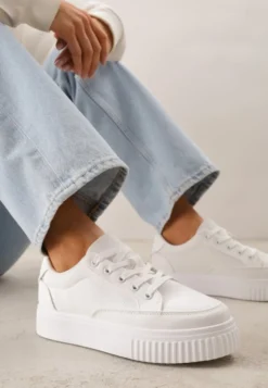Białe Chunky Sneakersy na Tłoczonej Platformie Trianne