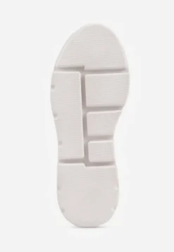 Białe Chunky Sneakersy Vices na Platformie z Okrągłym Detalem Sedvira