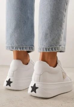 Białe Chunky Sneakersy VICES na Platformie z Ozdobą w Kształcie Gwiazdki Anatale