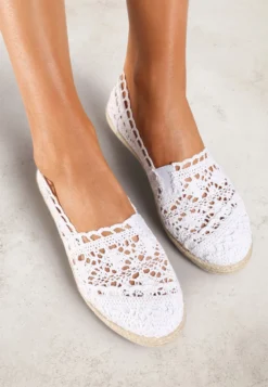 Białe Espadryle z Ażurową Cholewką i Plecioną Podeszwą Gratifyinglys