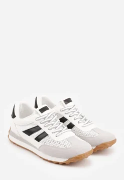 Białe Klasyczne Sneakersy Zdobione Siateczkowymi Wstawkami Eilshoy