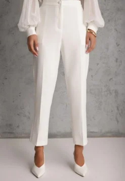 Białe Klasyczne Spodnie VICES Garniturowe High Waist Dimaia