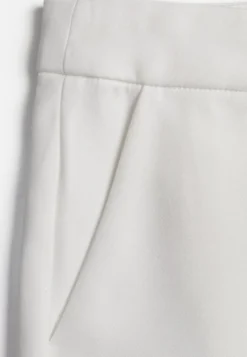 Białe Klasyczne Spodnie VICES Garniturowe High Waist Dimaia