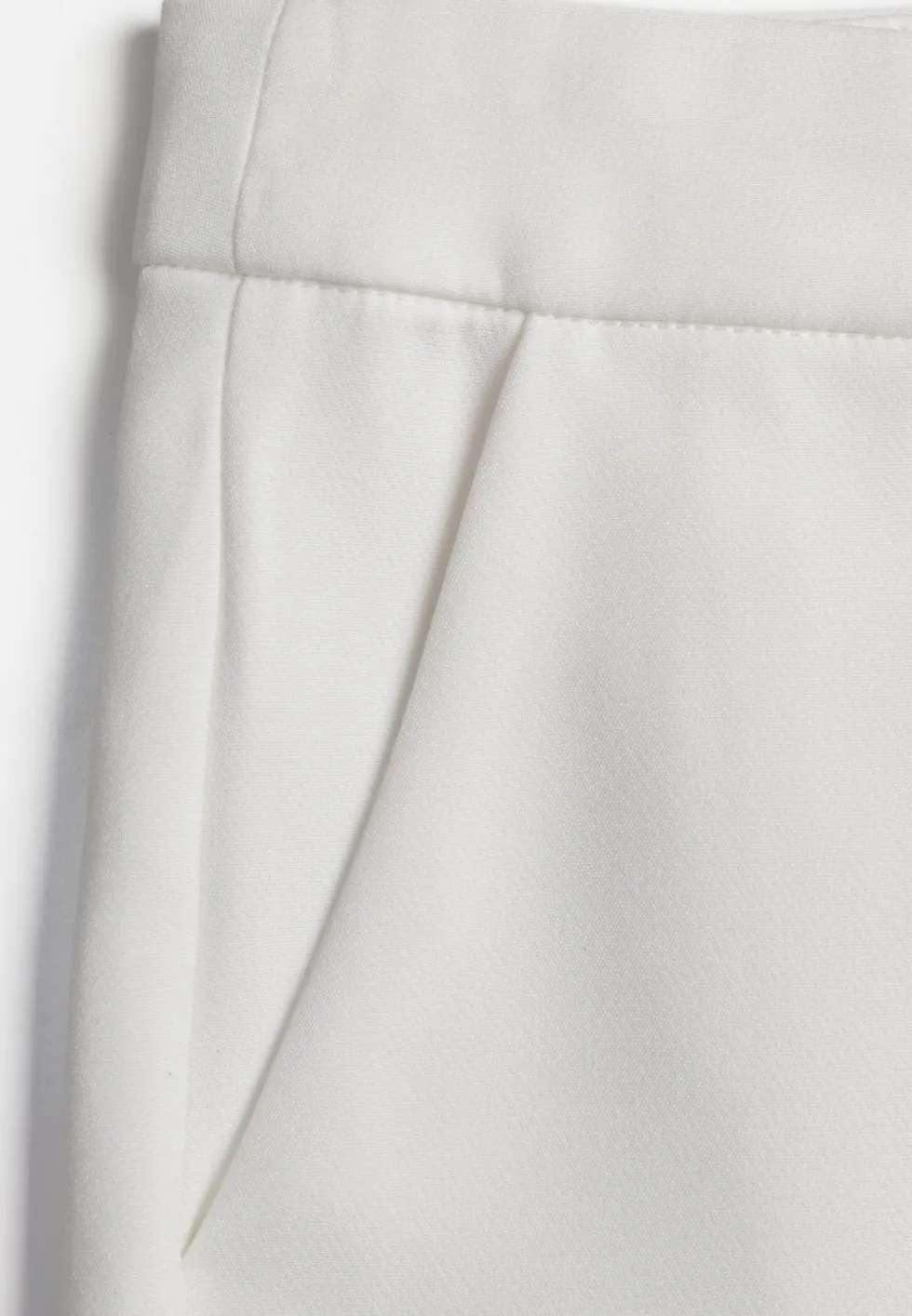 Białe Klasyczne Spodnie VICES Garniturowe High Waist Dimaia