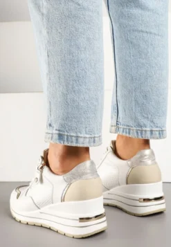Białe Metaliczne Sneakersy ze Skóry Naturalnej na Koturnie z Ozdobnym Suwakiem Tarivone
