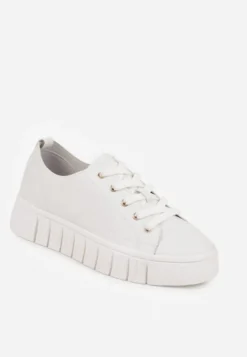 Białe Płaskie Sneakersy Vices ze Sznurowaniem Lorori