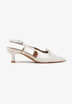 Białe Sandały Lakierowane na Kaczuszce Typu Slingback z Kokardą Nonarilin