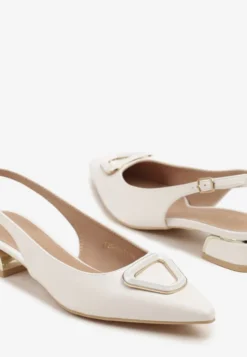 Białe Sandały Vices Typu Slingback na Niskim Obcasie ze Skórzaną Wkładką Geometryczną Ozdobą Lilienia