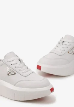 Białe Skórzane Sneakersy na Platformie z Niewielką Wstawką z Boku Renipa