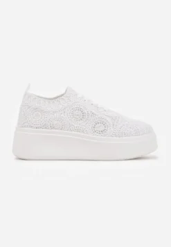 Białe Sneakersy Boho na Platformie Zdobione Plecionym Wzorem Abilama