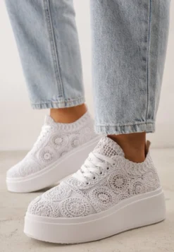 Białe Sneakersy Boho na Platformie Zdobione Plecionym Wzorem Abilama