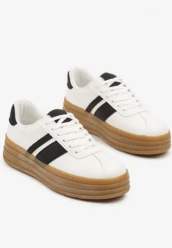 Białe Sneakersy Kultowe Tenisówki z Ozdobnymi Paskami Vandell