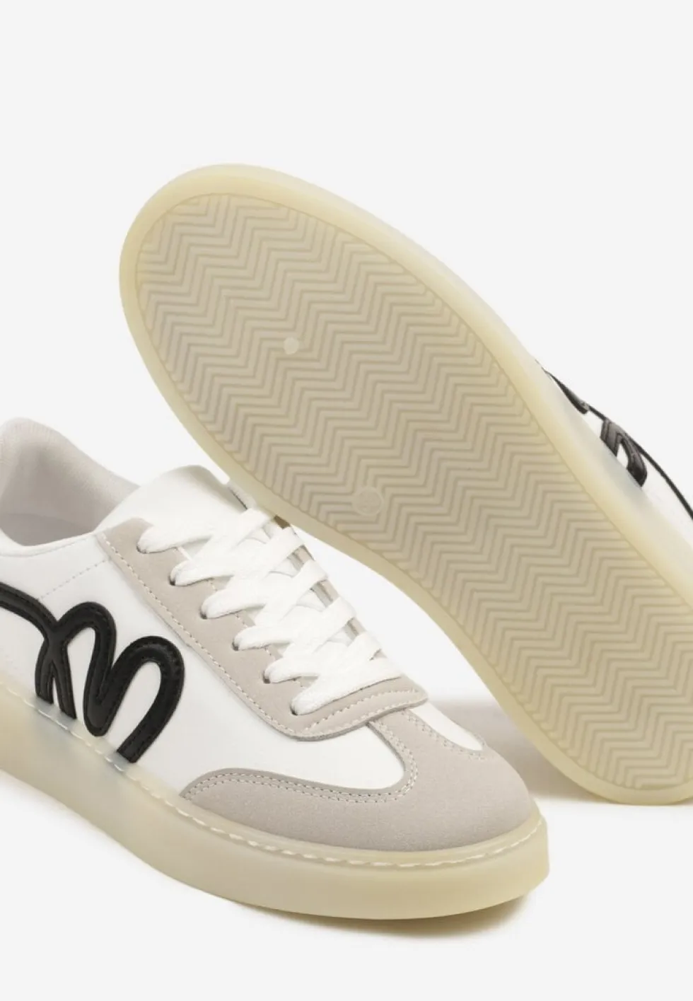 Białe Sneakersy Kultowe Tenisówki Zdobione Abstrakcyjną Aplikacją Fendiva