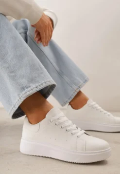 Białe Sneakersy na Grubej Podeszwie ze Sznurowaniem Serizia