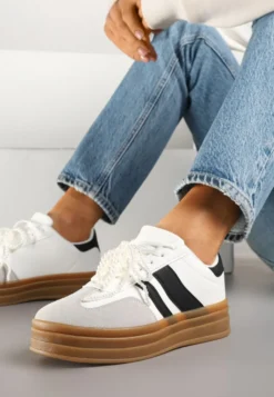 Białe Sneakersy na Grubej Podeszwie z Ozdobnymi Odpinanymi Perłami Ajovia