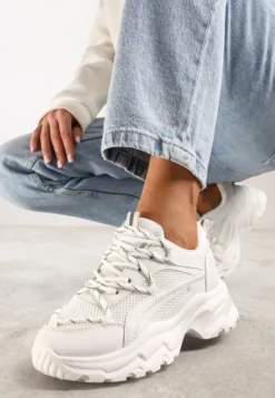 Białe Sneakersy na Masywnej Podeszwie z Siateczkowym Wstawkami i Ozdobnymi Sznurówkami Ollavia
