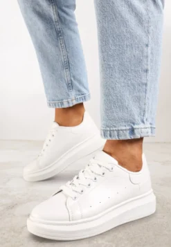 Białe Sneakersy na Niskiej Platformie w Klasycznym Stylu Lucid Dream