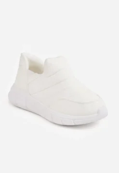 Białe Sneakersy Śniegowce na Platformie z Tłoczeniem i Pikowaną Cholewką Vermina