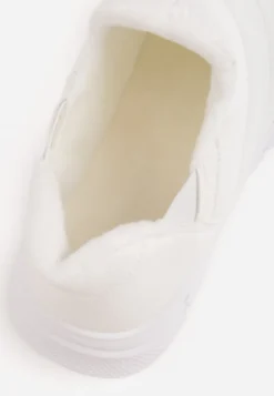 Białe Sneakersy Śniegowce na Platformie z Tłoczeniem i Pikowaną Cholewką Vermina