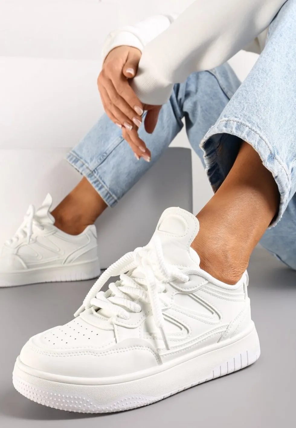 Białe Sneakersy przed Kostkę na Platformie z Wstawkami Losia