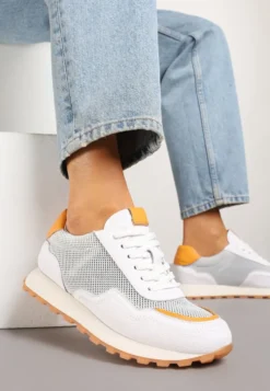 Białe Sneakersy Skórzane Ozdobione Geometrycznym Motywem Wibessa