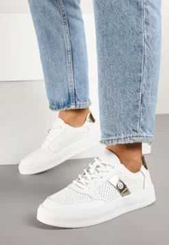 Białe Sneakersy Skórzane z Metaliczną Ozdobą Astevin