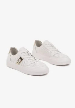Białe Sneakersy Skórzane z Metaliczną Ozdobą Astevin
