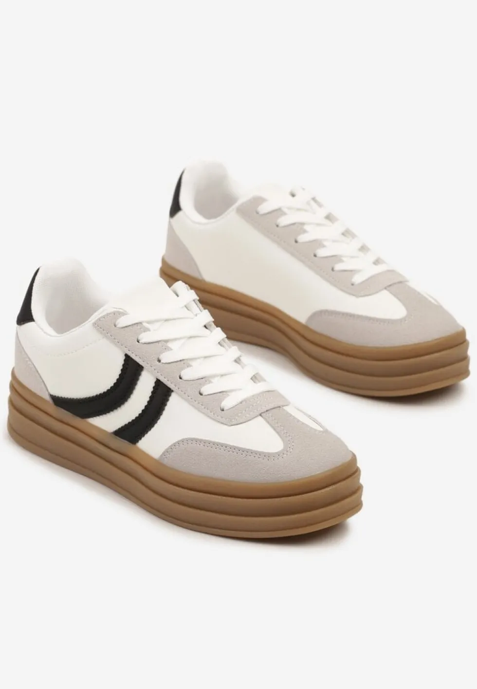 Białe Sneakersy Typu Kultowe Tenisówki na Grubej Podeszwie z Tłoczeniem Lisanitea
