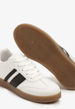 Białe Sneakersy Typu Tenisówki Ozdobione Paskami Amolana
