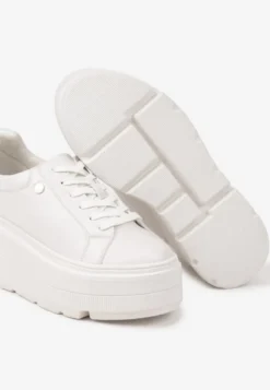 Białe Sneakersy Vices na Grubej Podeszwie Tuliri
