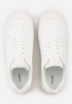 Białe Sneakersy VICES na Platformie z Ozdobnym Noskiem Attis