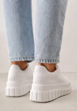 Białe Sneakersy VICES na Platformie w Stylu Chunky z Perforacją Hypsyllis