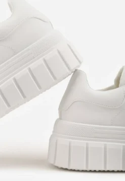 Białe Sneakersy VICES na Platformie w Stylu Chunky z Perforacją Hypsyllis