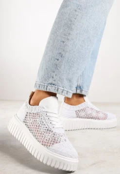 Białe Sneakersy Vices na Platformie z Ażurową Cholewką Lumerise