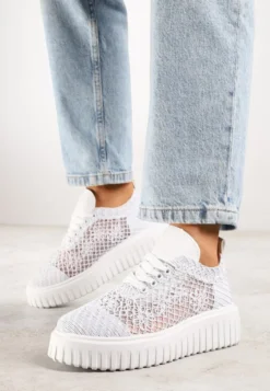 Białe Sneakersy Vices na Platformie z Ażurową Cholewką Lumerise